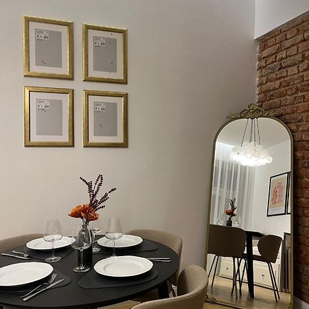 Apartma Jasmina 1907 การ์โลวีวารี ภายนอก รูปภาพ