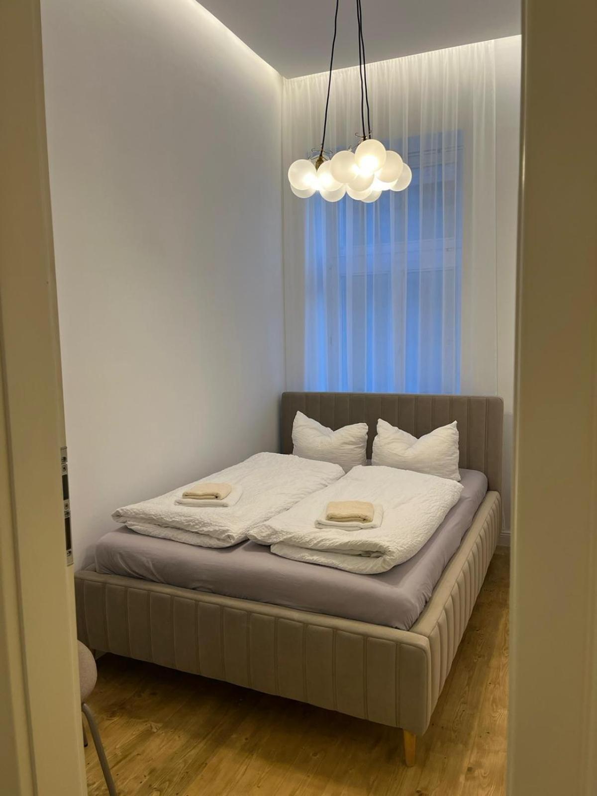 Apartma Jasmina 1907 การ์โลวีวารี ภายนอก รูปภาพ